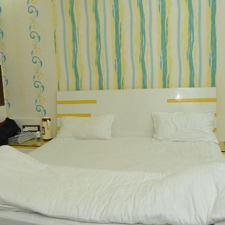 Hotel Paradise Inn Auraiya المظهر الخارجي الصورة