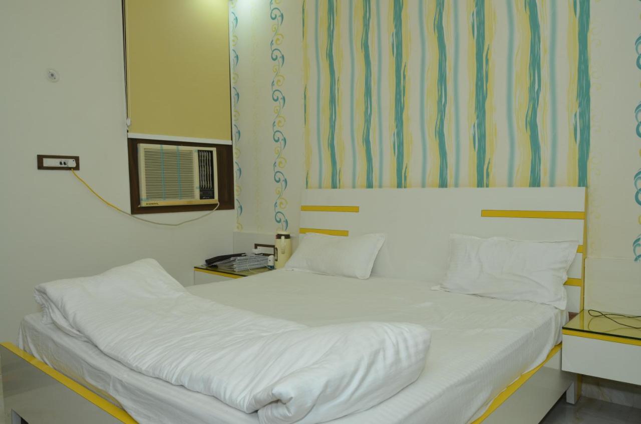 Hotel Paradise Inn Auraiya المظهر الخارجي الصورة