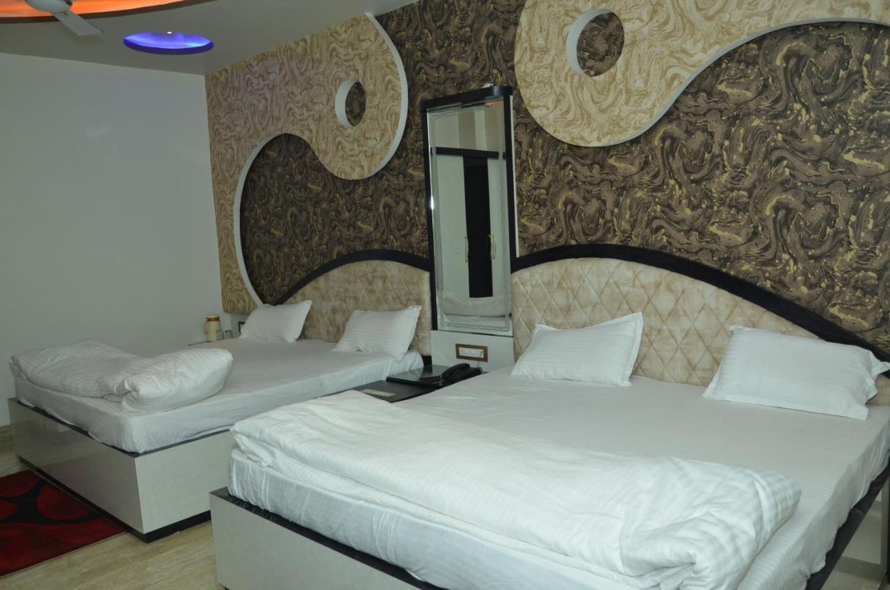 Hotel Paradise Inn Auraiya المظهر الخارجي الصورة