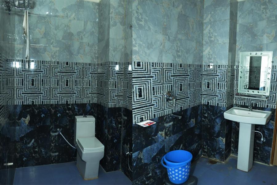 Hotel Paradise Inn Auraiya المظهر الخارجي الصورة